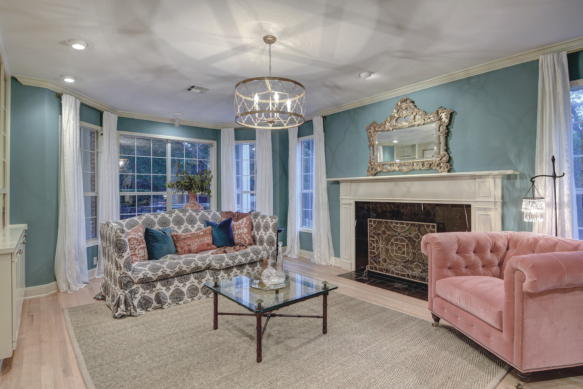 051 RealEstate2018 S
